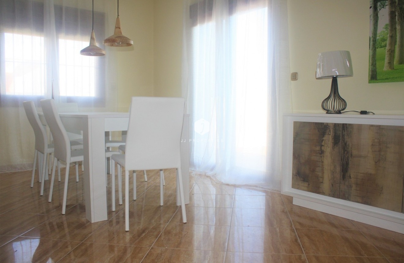 Tweedehands - Villa -
Los Altos - Costa Blanca