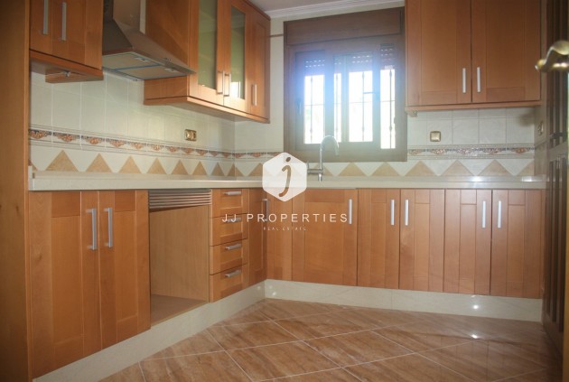 Tweedehands - Villa -
Los Altos - Costa Blanca