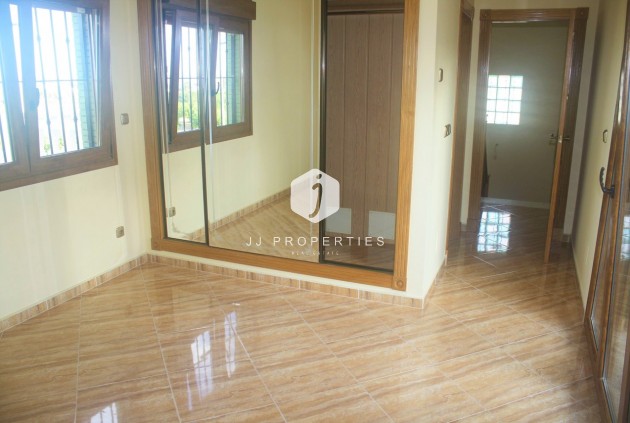 Tweedehands - Villa -
Los Altos - Costa Blanca