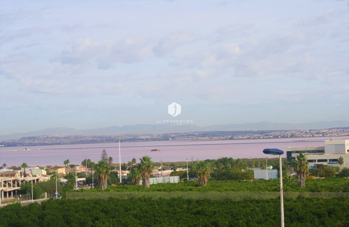 Aus zweiter Hand - Chalet -
Los Altos - Costa Blanca