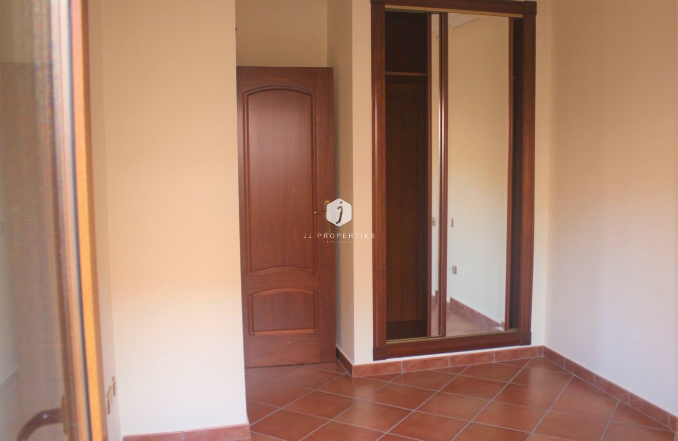 Aus zweiter Hand - Chalet -
Los Altos - Costa Blanca