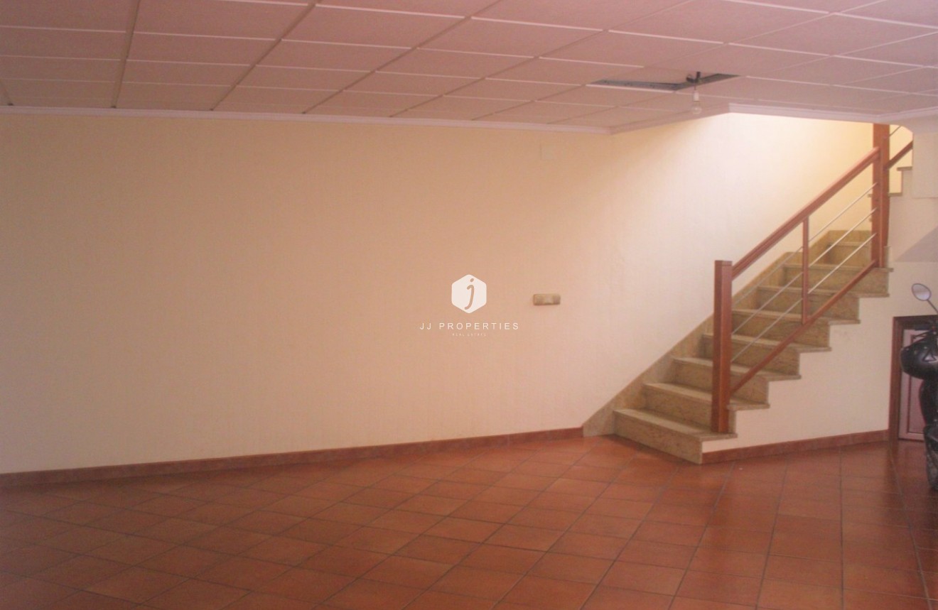 Aus zweiter Hand - Chalet -
Los Altos - Costa Blanca