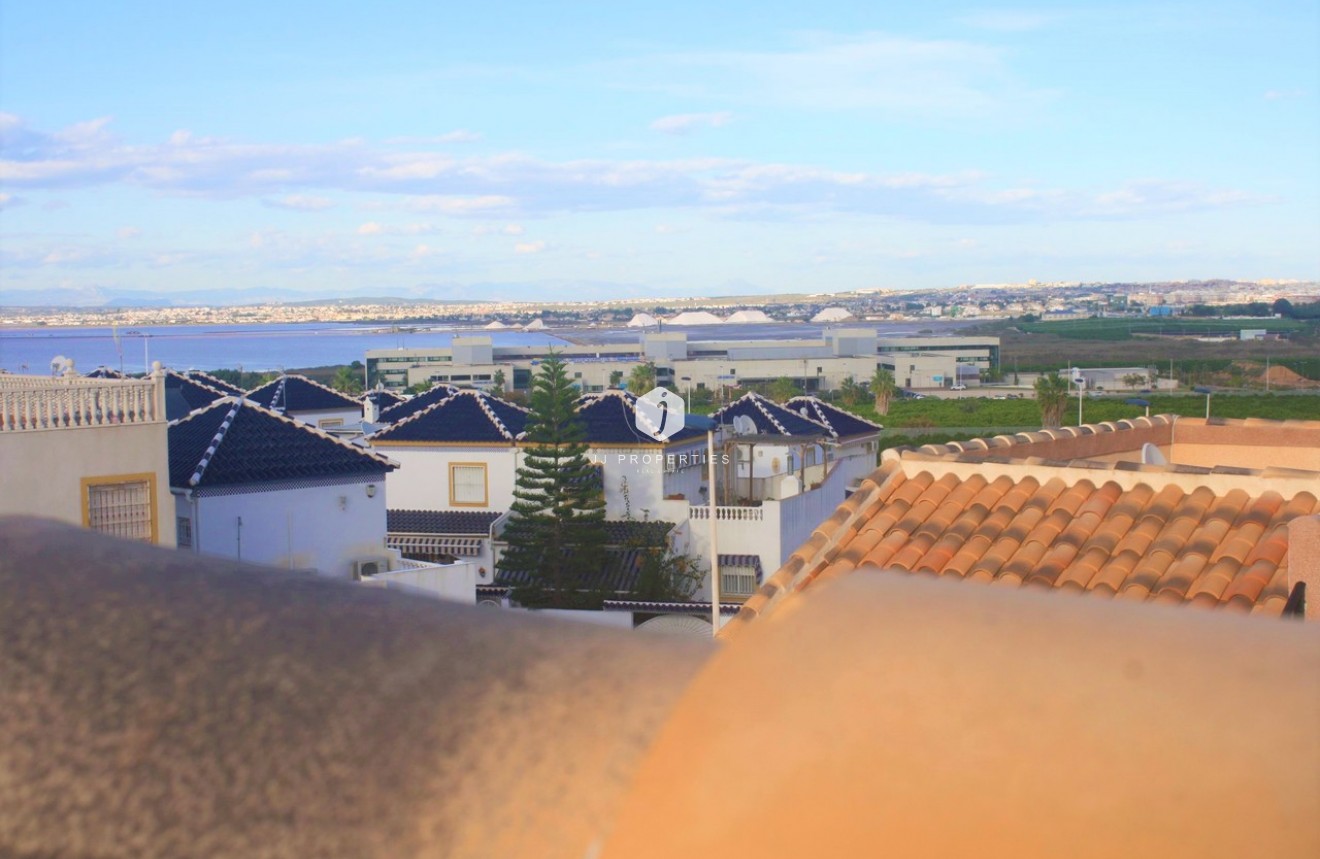 Aus zweiter Hand - Chalet -
Los Altos - Costa Blanca