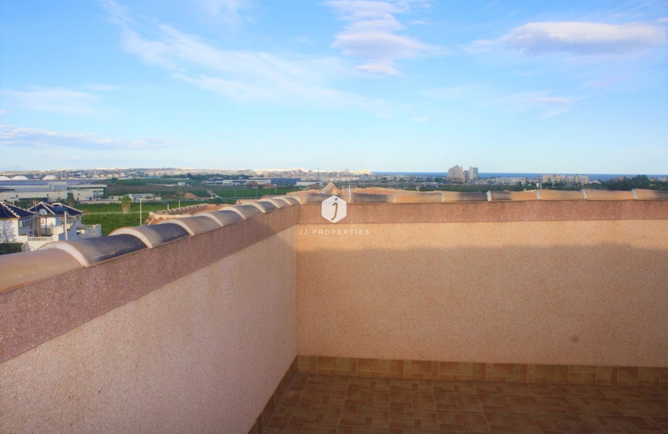 Aus zweiter Hand - Chalet -
Los Altos - Costa Blanca