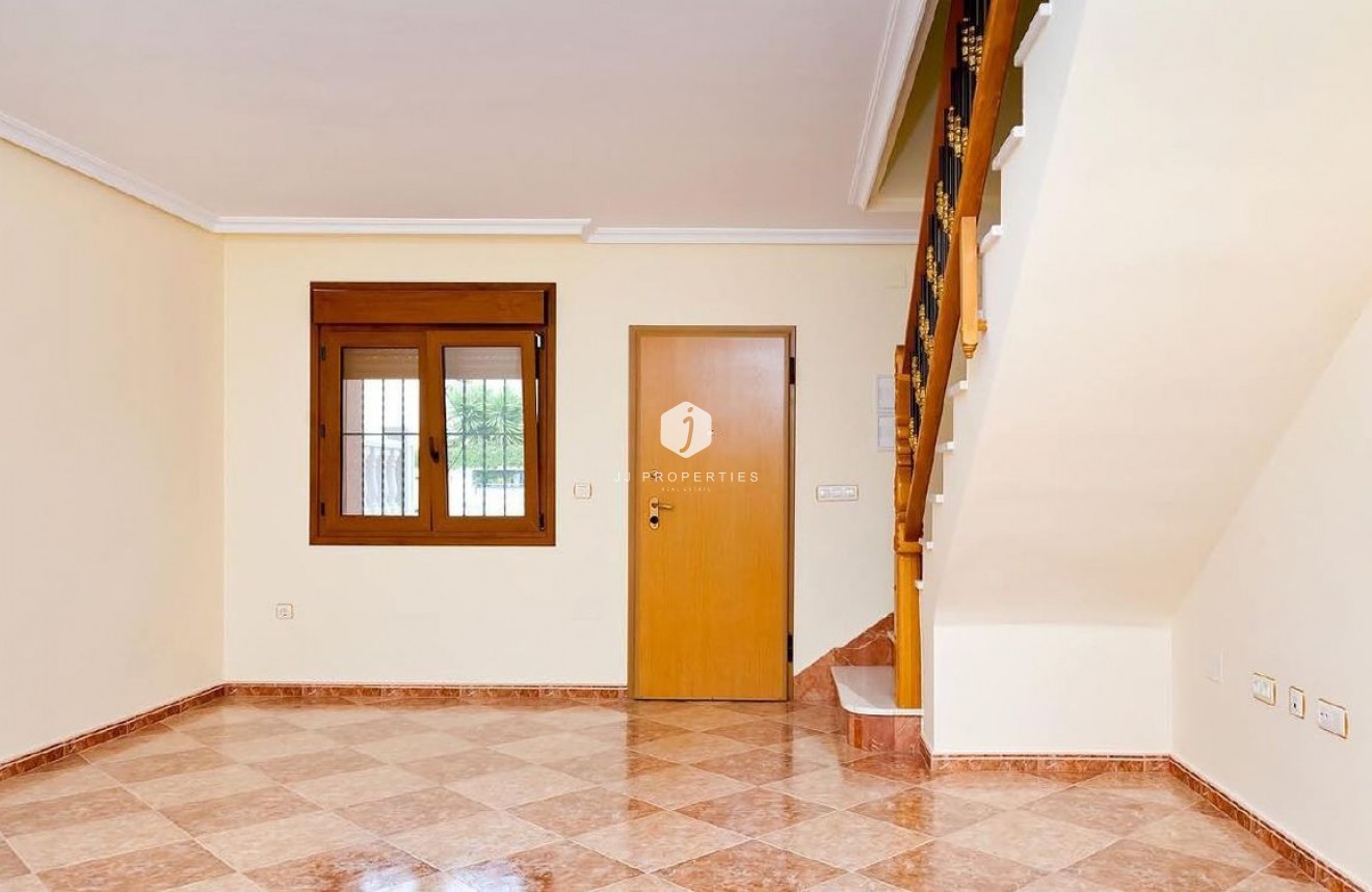 Aus zweiter Hand - Chalet -
Los Altos - Costa Blanca