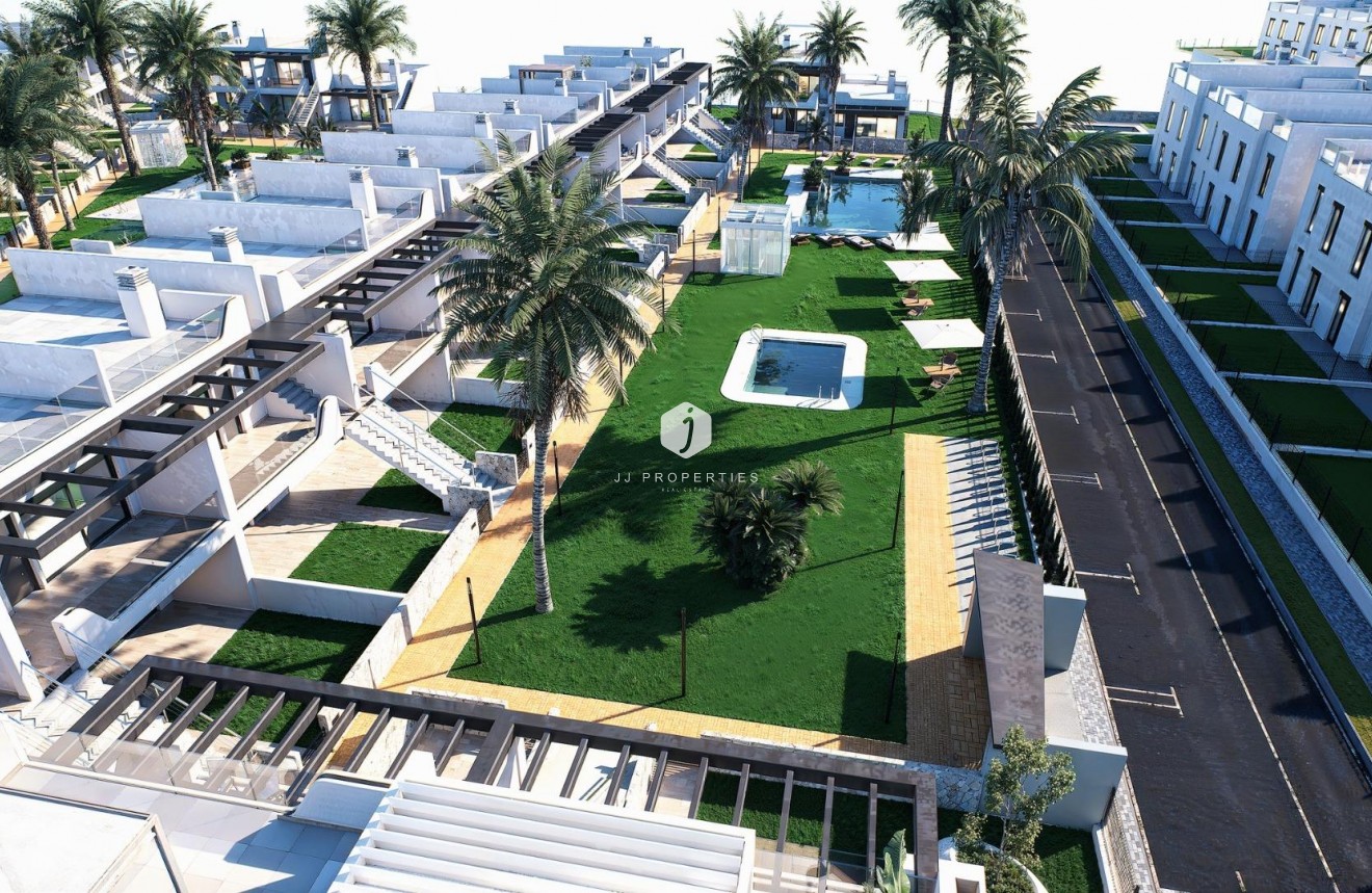 Nowy budynek - Bungalow -
Pilar de la Horadada - pueblo