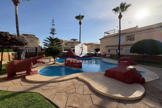 Z drugiej ręki - Mieszkanie w bloku -
Orihuela Costa - Costa Blanca