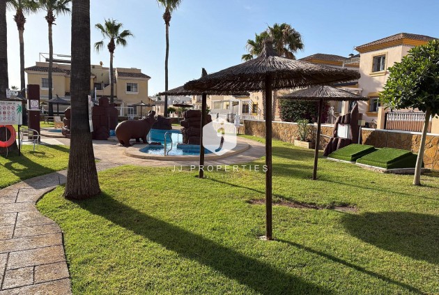 Z drugiej ręki - Mieszkanie w bloku -
Orihuela Costa - Costa Blanca