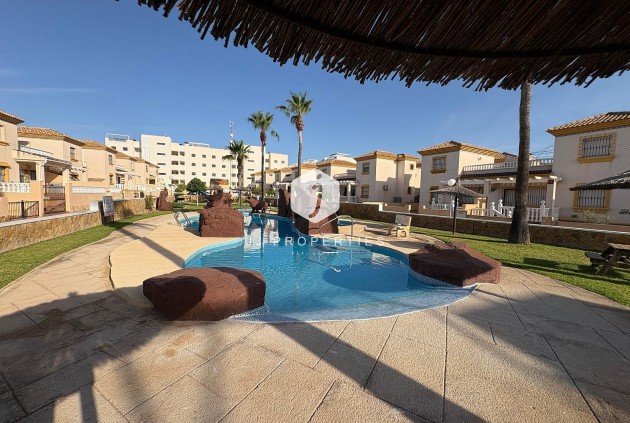 Z drugiej ręki - Mieszkanie w bloku -
Orihuela Costa - Costa Blanca