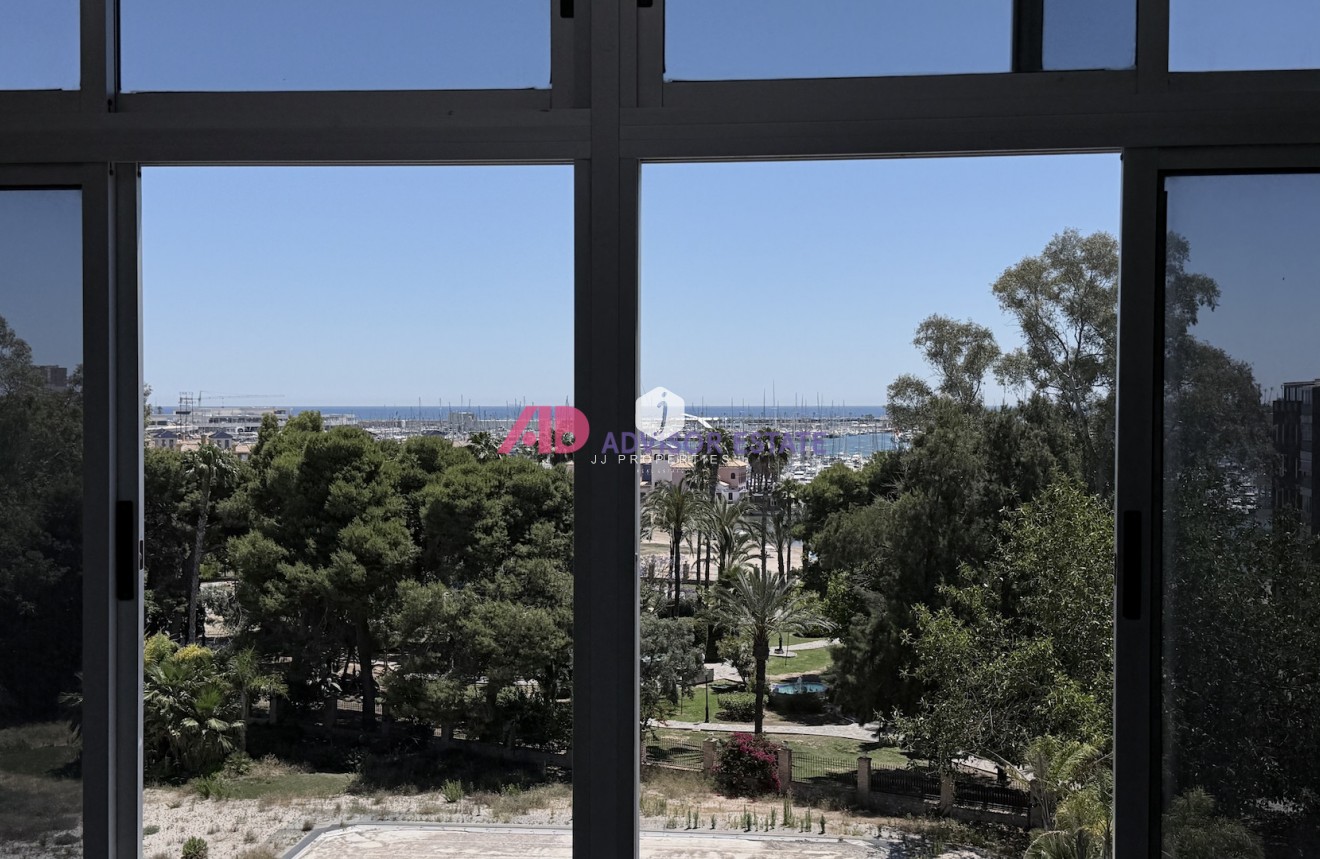 Z drugiej ręki - Mieszkanie w bloku -
Torrevieja - Costa Blanca