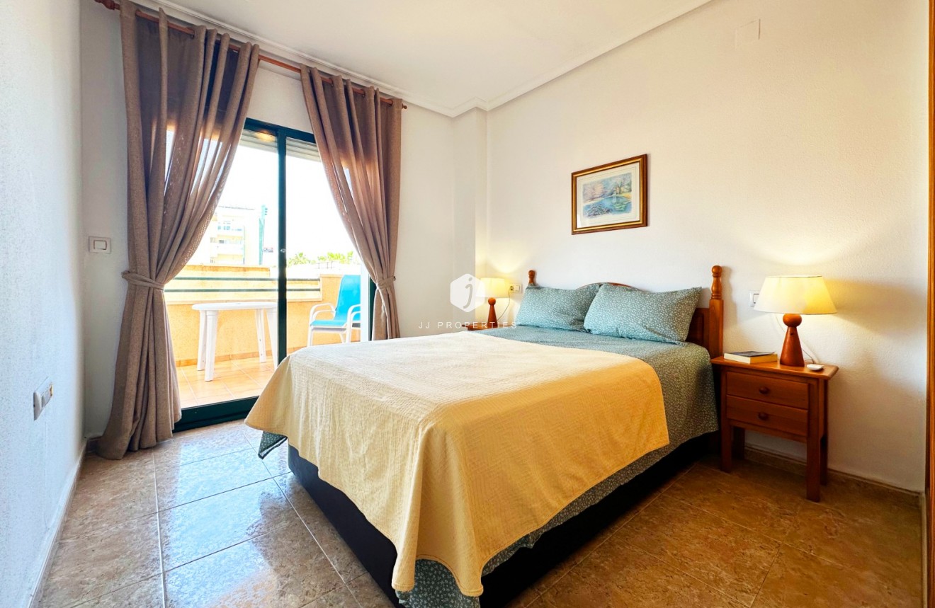 Z drugiej ręki - Mieszkanie w bloku -
Orihuela Costa - Costa Blanca