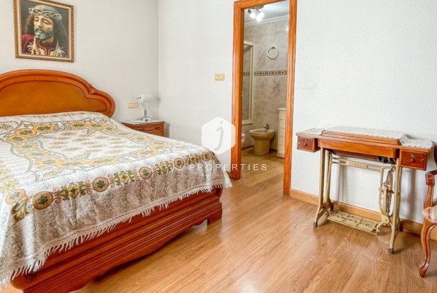 Z drugiej ręki - Mieszkanie w bloku -
Torrevieja - Costa Blanca
