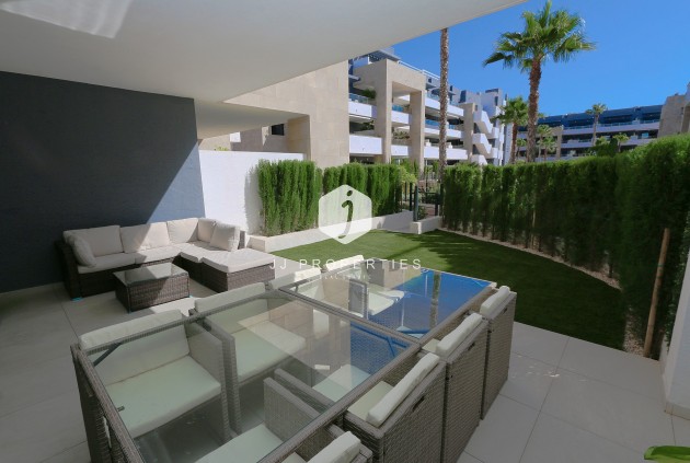 Z drugiej ręki - Mieszkanie w bloku -
Playa Flamenca - Costa Blanca
