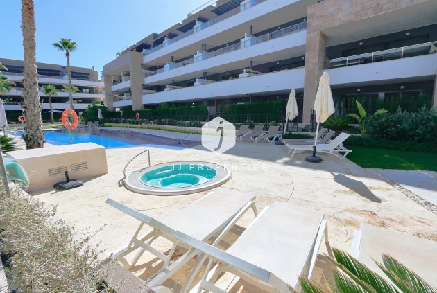 Z drugiej ręki - Mieszkanie w bloku -
Playa Flamenca - Costa Blanca