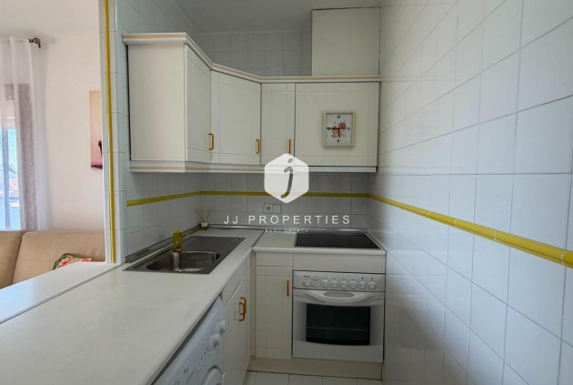Z drugiej ręki - Mieszkanie w bloku -
Torrevieja - Torreblanca