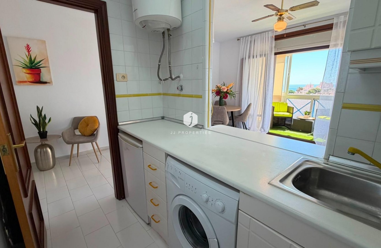 Z drugiej ręki - Mieszkanie w bloku -
Torrevieja - Torreblanca