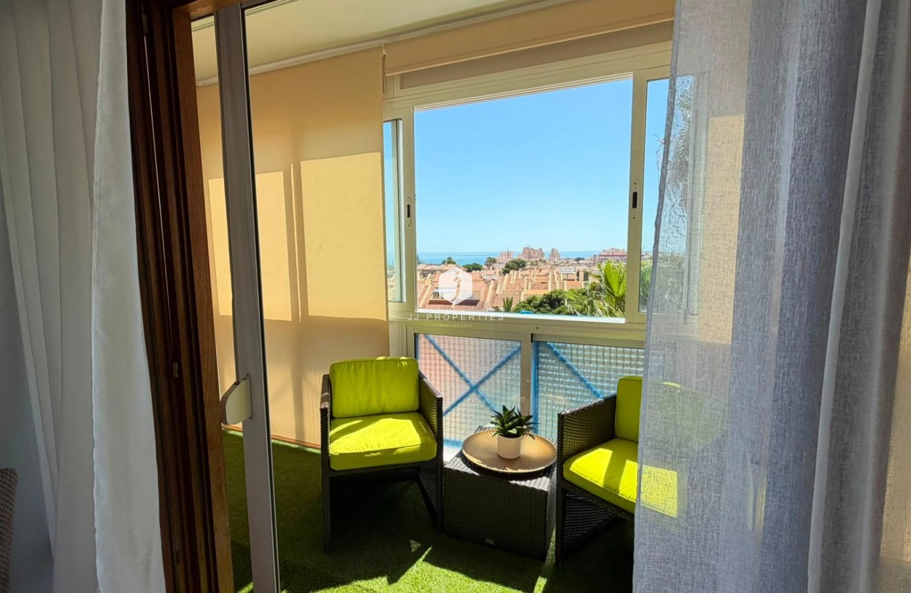 Z drugiej ręki - Mieszkanie w bloku -
Torrevieja - Torreblanca