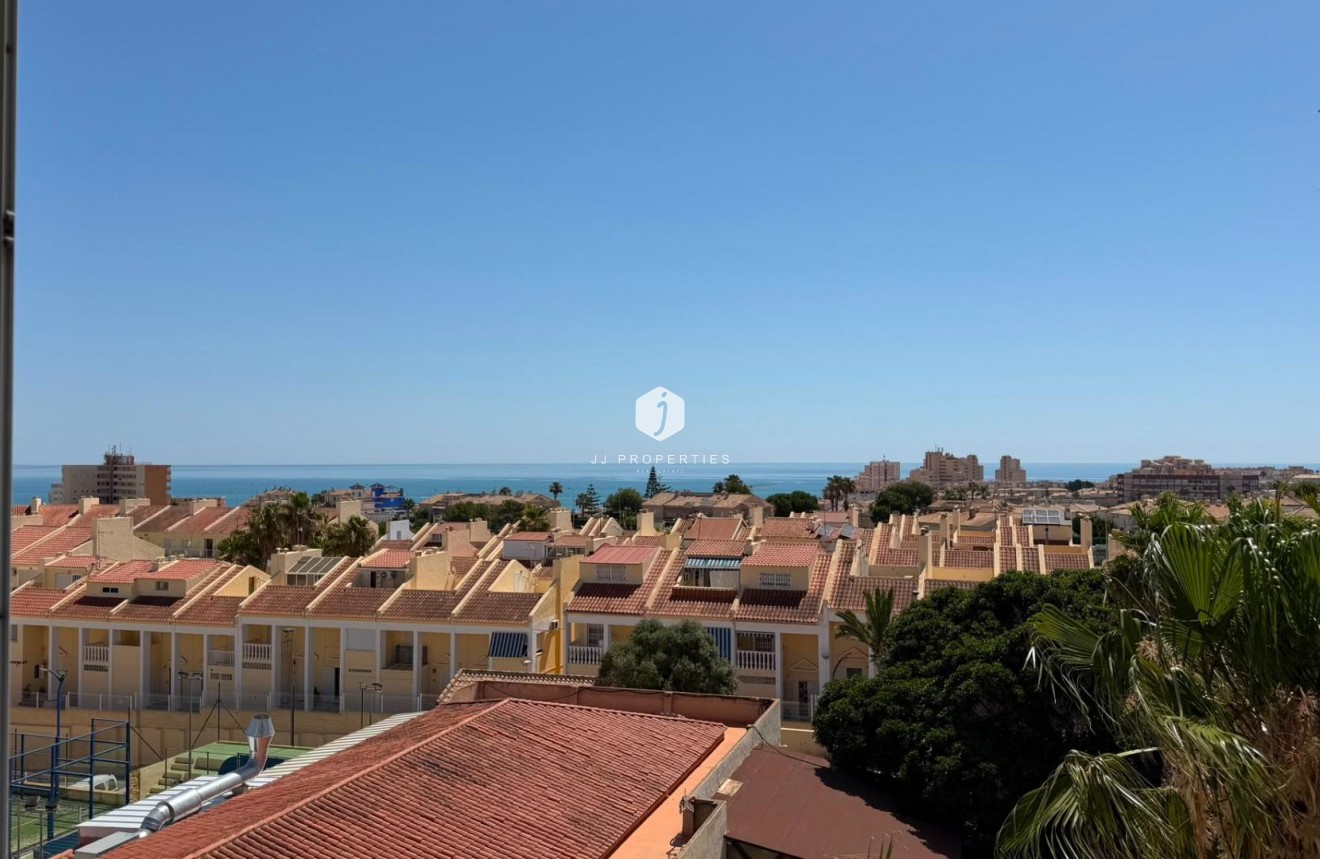 Z drugiej ręki - Mieszkanie w bloku -
Torrevieja - Torreblanca