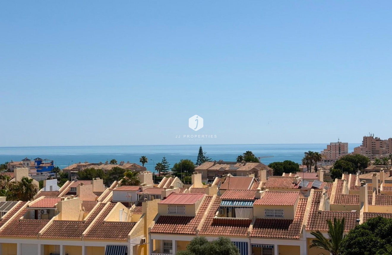Z drugiej ręki - Mieszkanie w bloku -
Torrevieja - Torreblanca