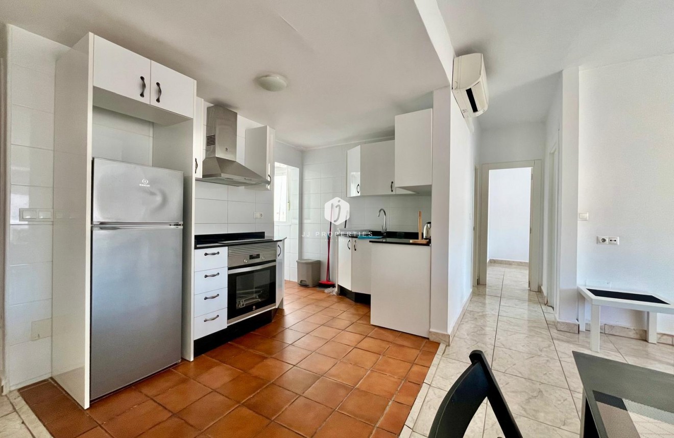 Segunda mano - Apartamento / piso -
Rojales