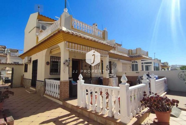 D'occasion - Chalet -
Playa Flamenca - Costa Blanca