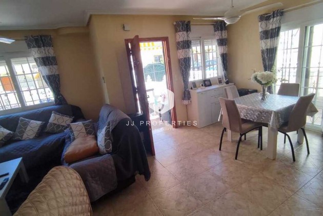 D'occasion - Chalet -
Playa Flamenca - Costa Blanca