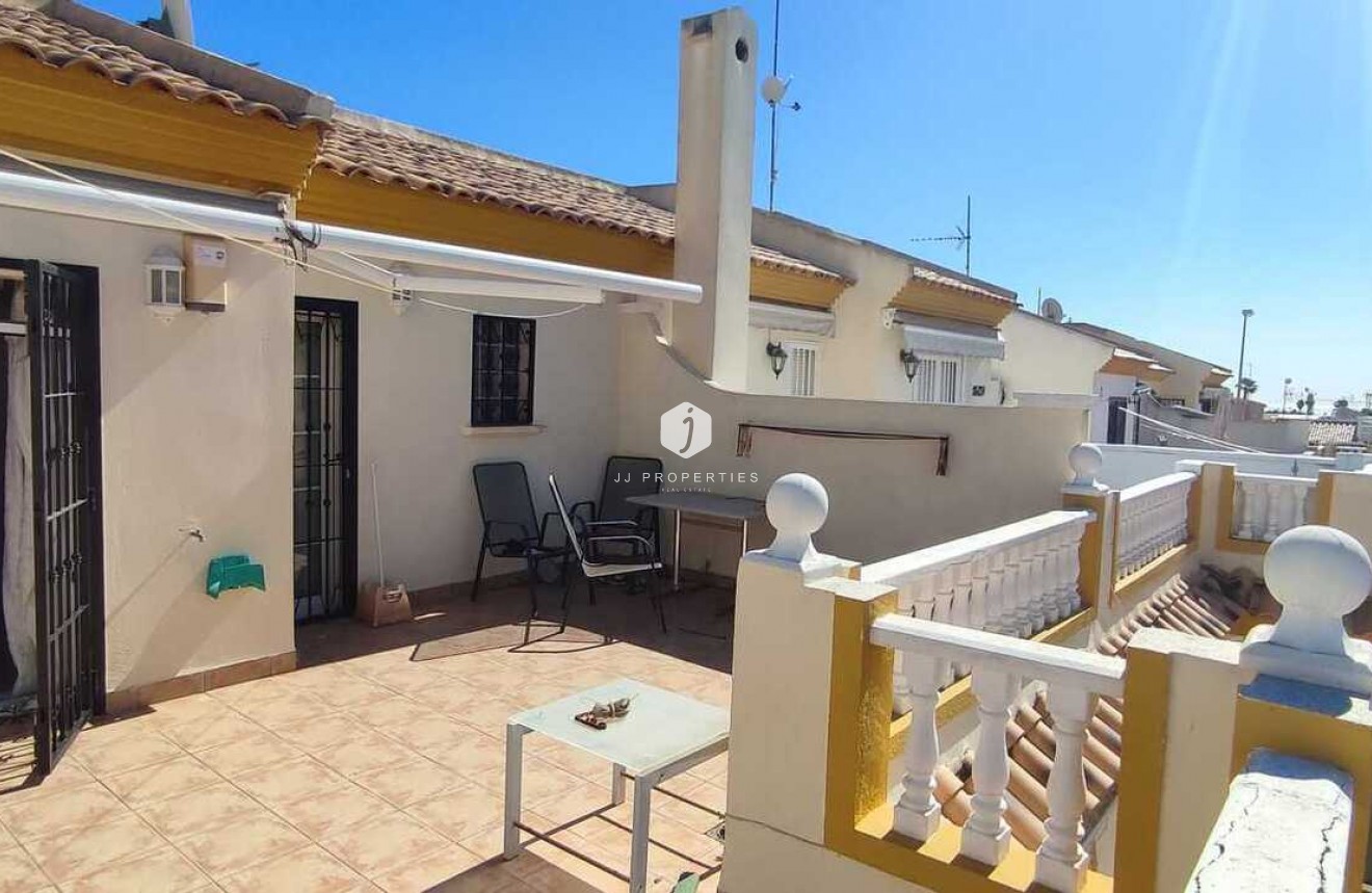 D'occasion - Chalet -
Playa Flamenca - Costa Blanca