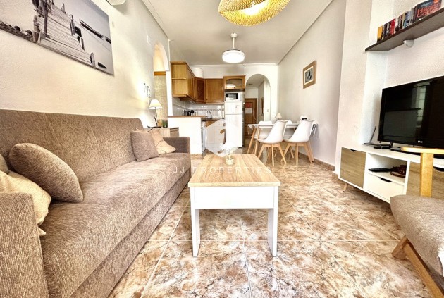 Aus zweiter Hand - Wohnung -
Cabo Roig - Costa Blanca