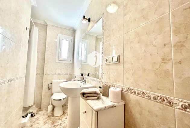 Aus zweiter Hand - Wohnung -
Cabo Roig - Costa Blanca