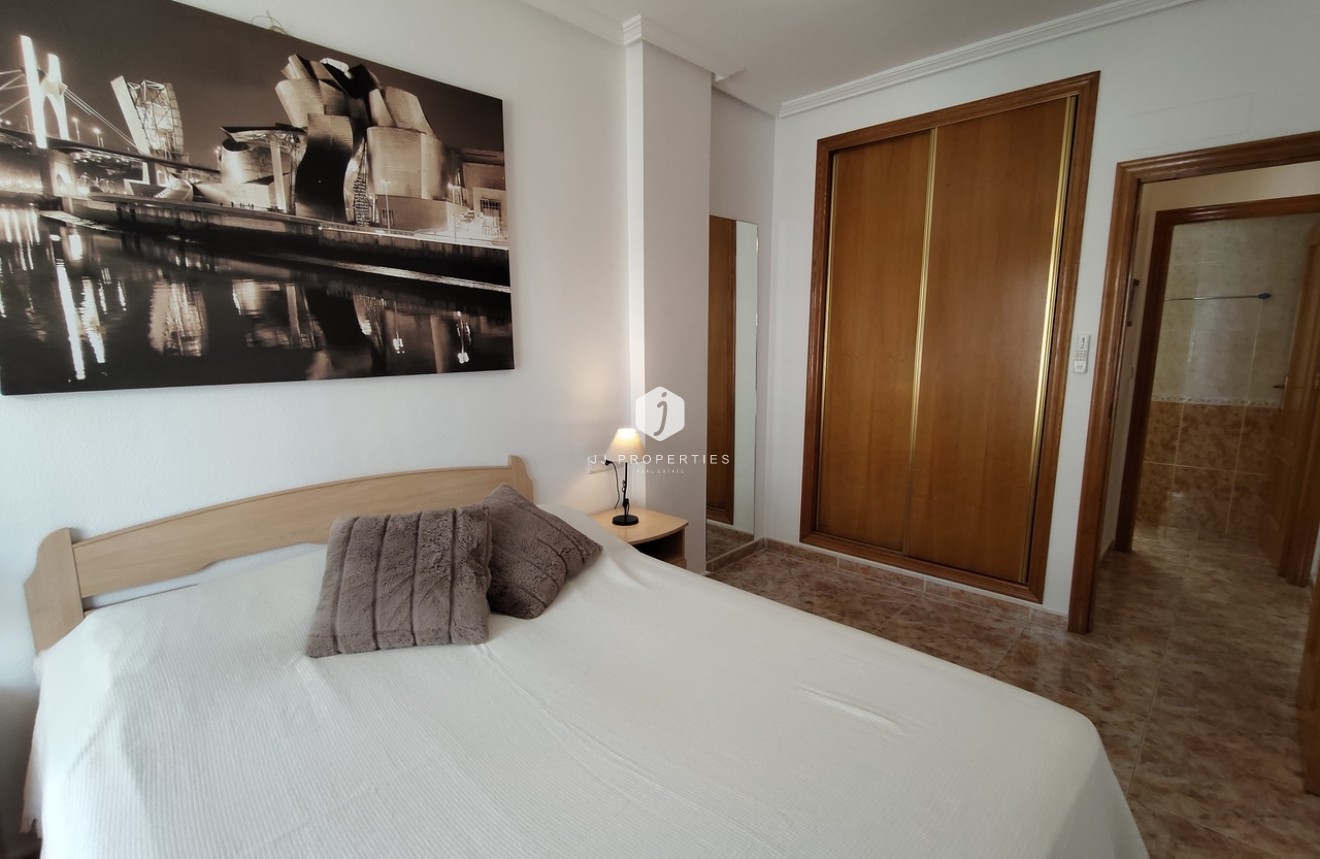 Aus zweiter Hand - Wohnung -
Cabo Roig - Costa Blanca