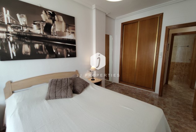 Aus zweiter Hand - Wohnung -
Cabo Roig - Costa Blanca