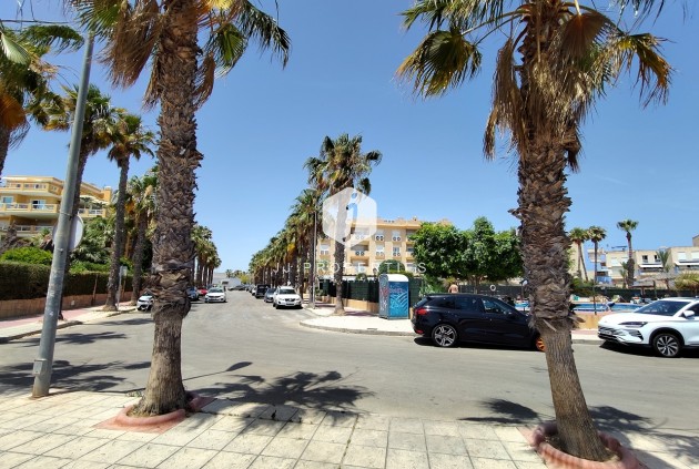Aus zweiter Hand - Wohnung -
Cabo Roig - Costa Blanca