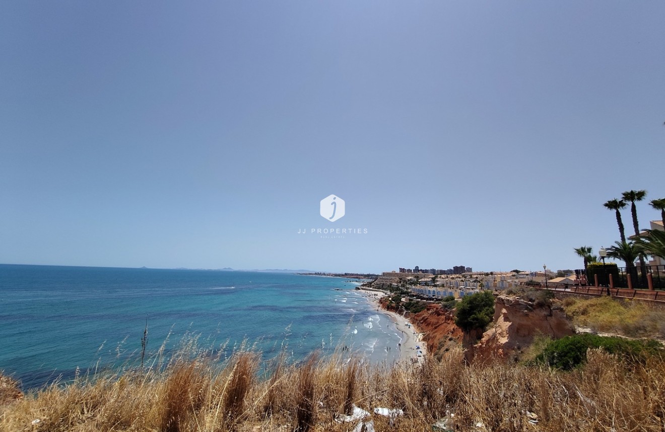 Aus zweiter Hand - Wohnung -
Cabo Roig - Costa Blanca