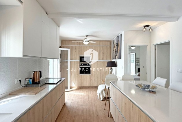 D'occasion - Villa -
Orihuela Costa - Costa Blanca