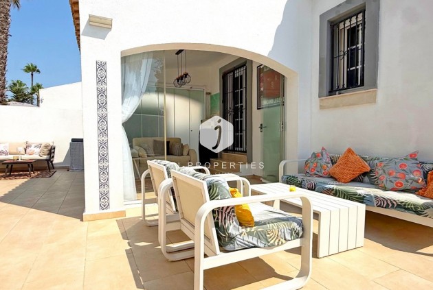 D'occasion - Villa -
Orihuela Costa - Costa Blanca