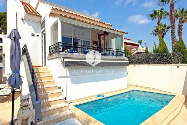 D'occasion - Villa -
Orihuela Costa - Costa Blanca