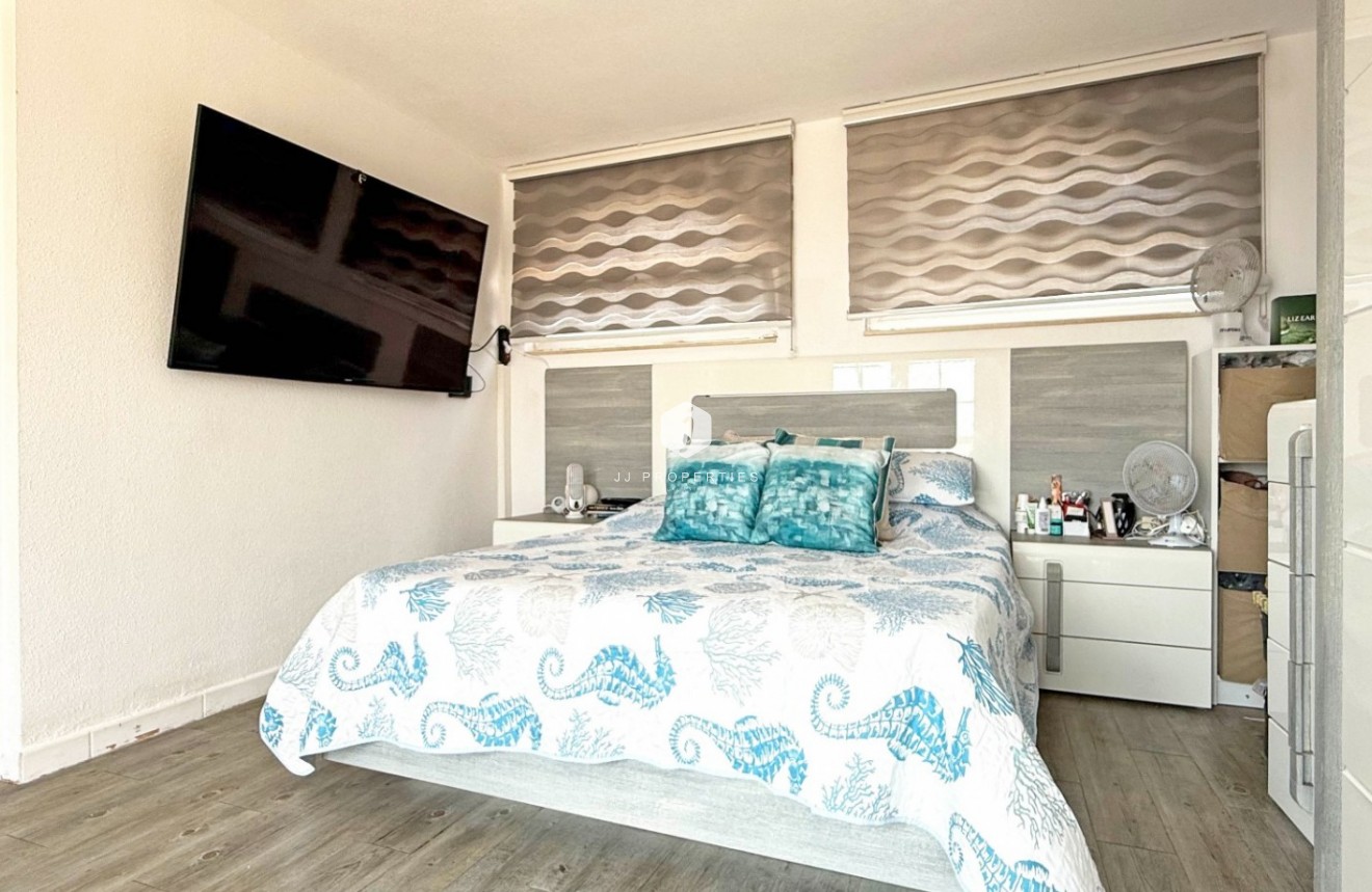 D'occasion - Villa -
Orihuela Costa - Costa Blanca