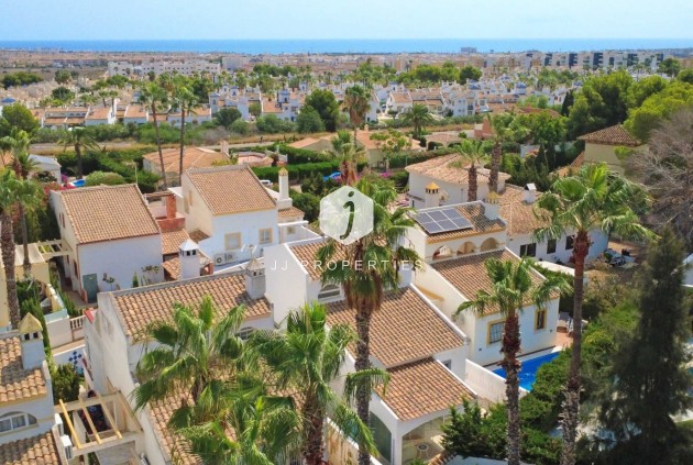 D'occasion - Villa -
Orihuela Costa - Costa Blanca