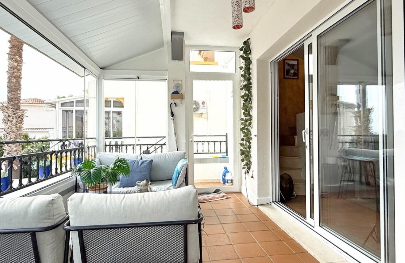 D'occasion - Villa -
Orihuela Costa - Costa Blanca