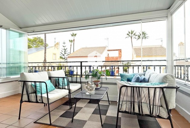 D'occasion - Villa -
Orihuela Costa - Costa Blanca