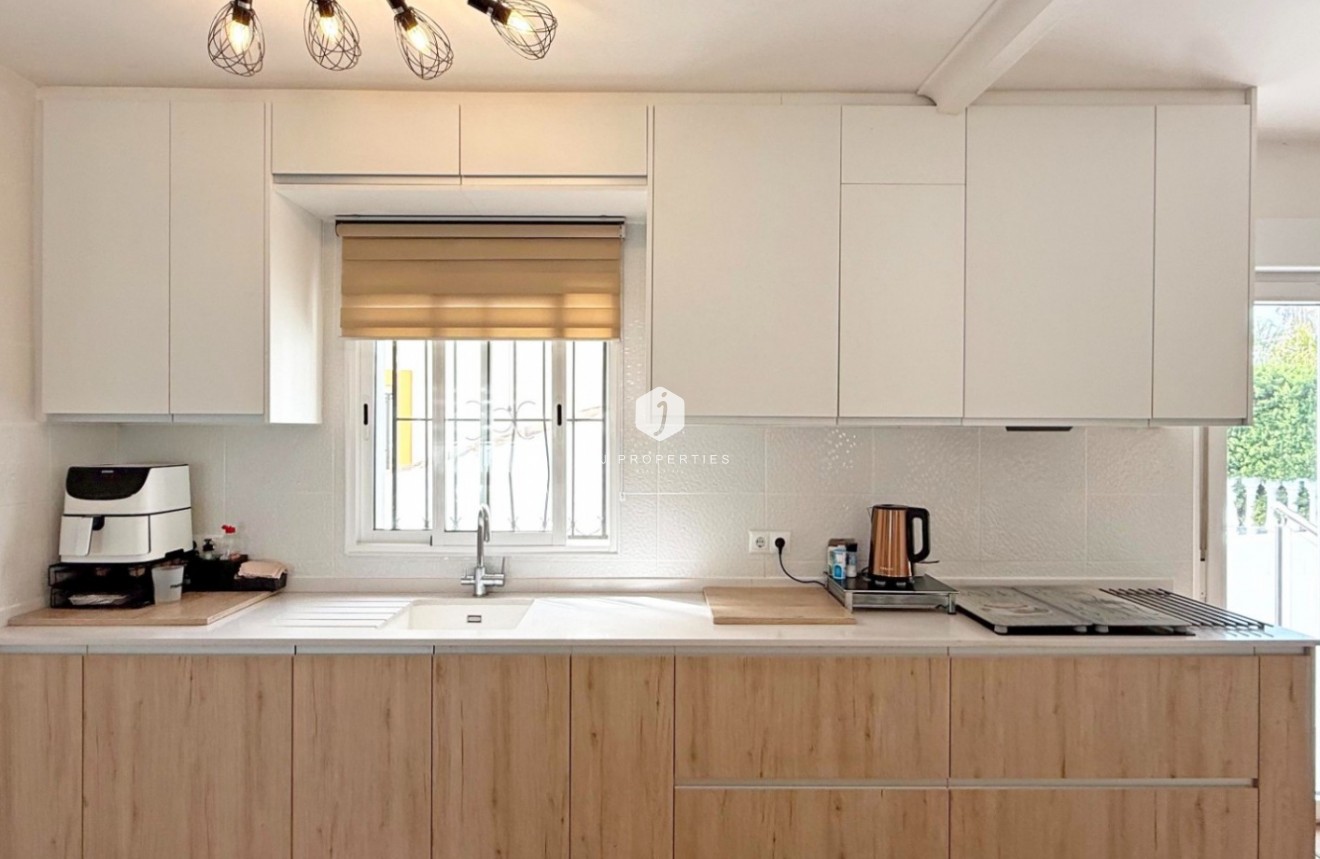 D'occasion - Villa -
Orihuela Costa - Costa Blanca