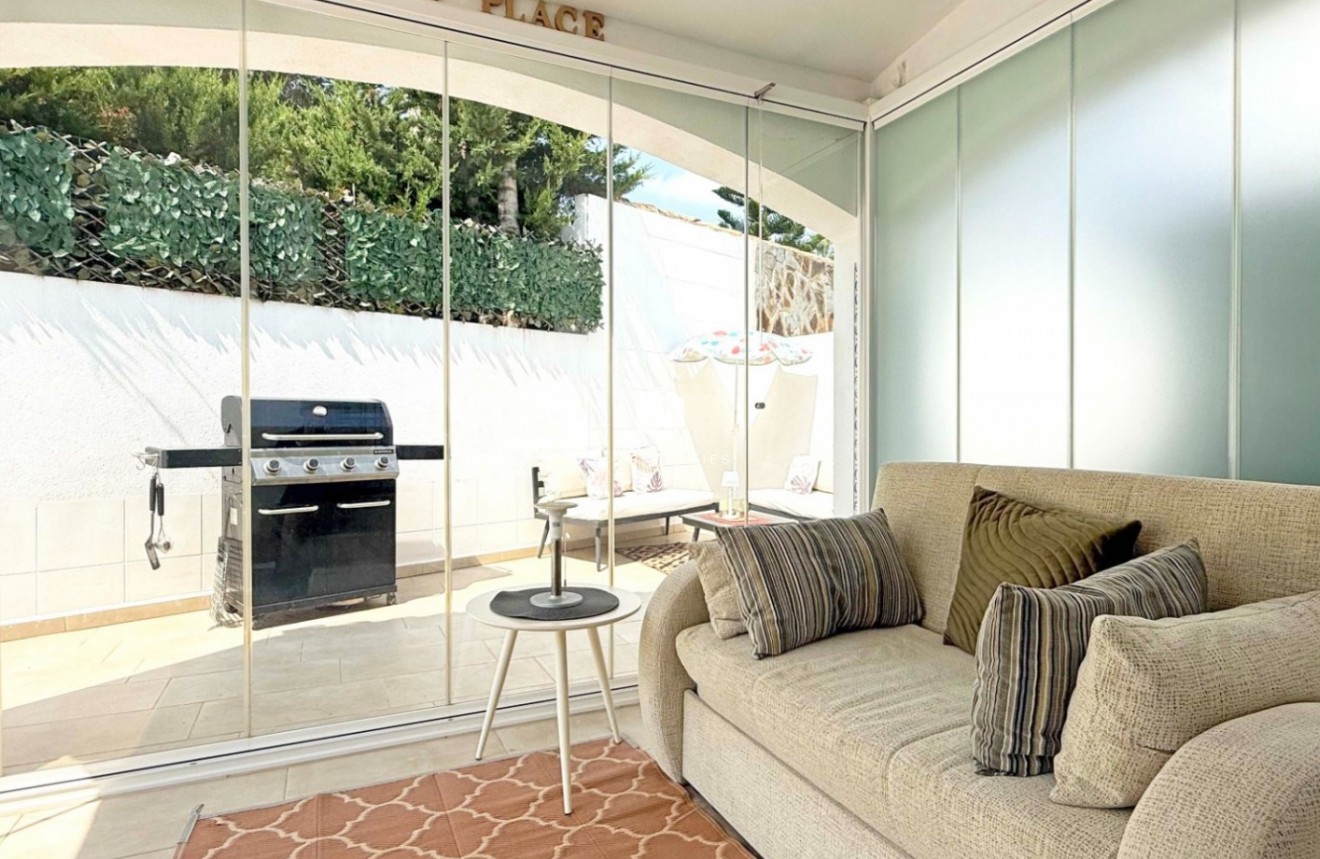D'occasion - Villa -
Orihuela Costa - Costa Blanca