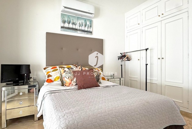 D'occasion - Villa -
Orihuela Costa - Costa Blanca