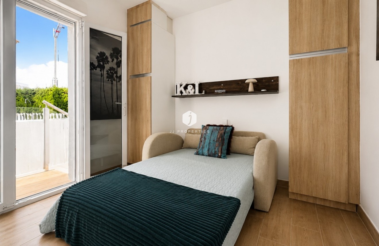 D'occasion - Villa -
Orihuela Costa - Costa Blanca