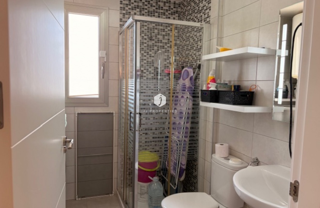 Aus zweiter Hand - Wohnung -
Los Dolses - Inland