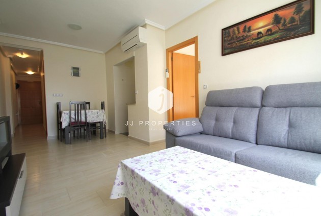 Z drugiej ręki - Mieszkanie w bloku -
Torrevieja - El molino