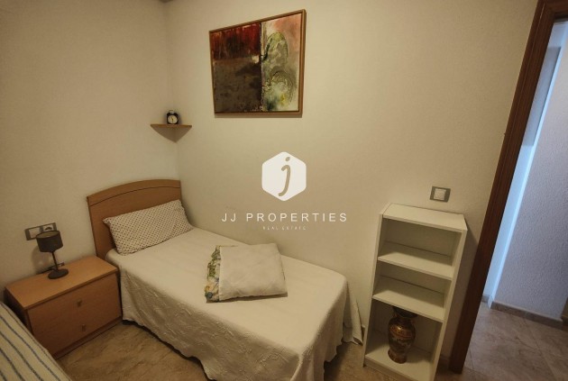 Segunda mano - Apartamento / piso -
Torrevieja - La Mata