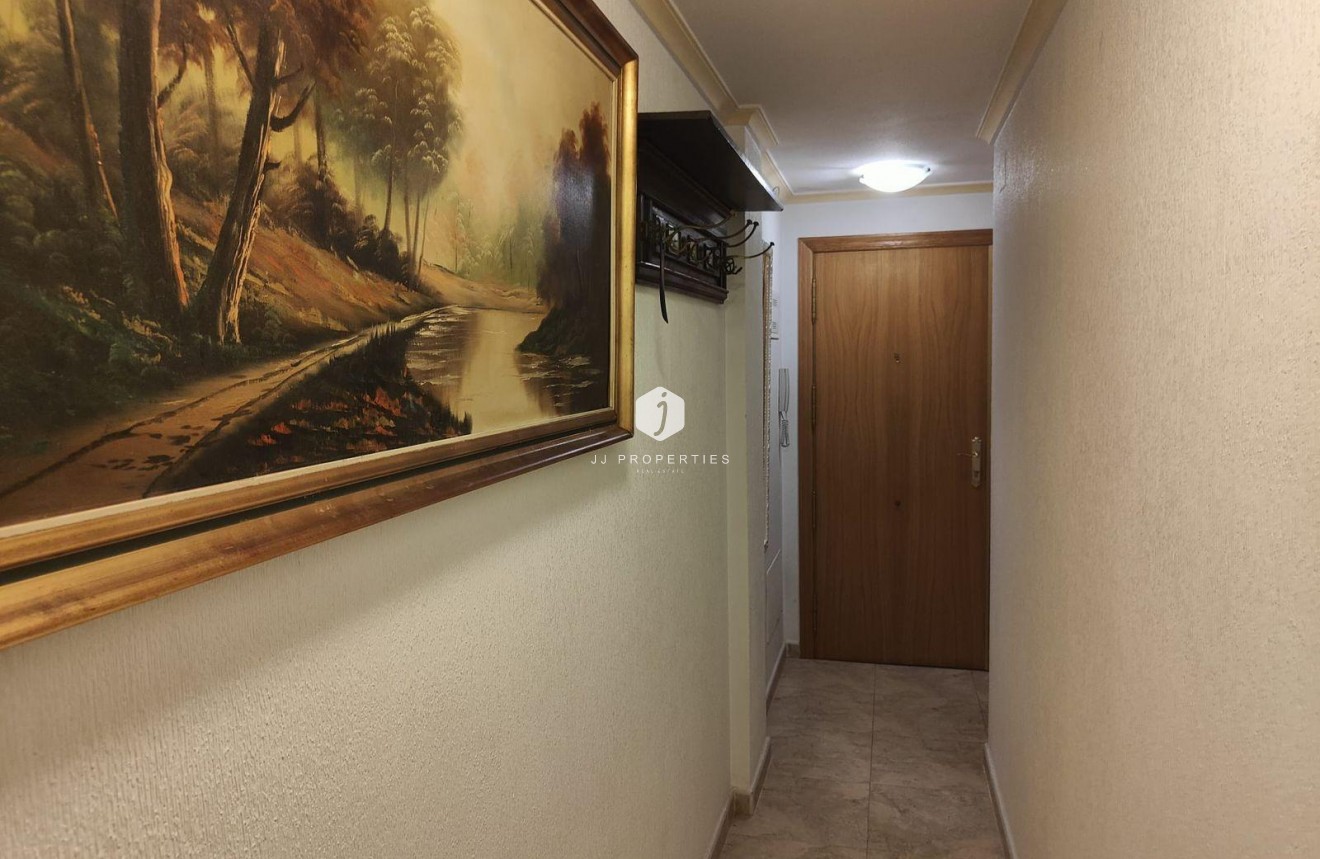Segunda mano - Apartamento / piso -
Torrevieja - La Mata