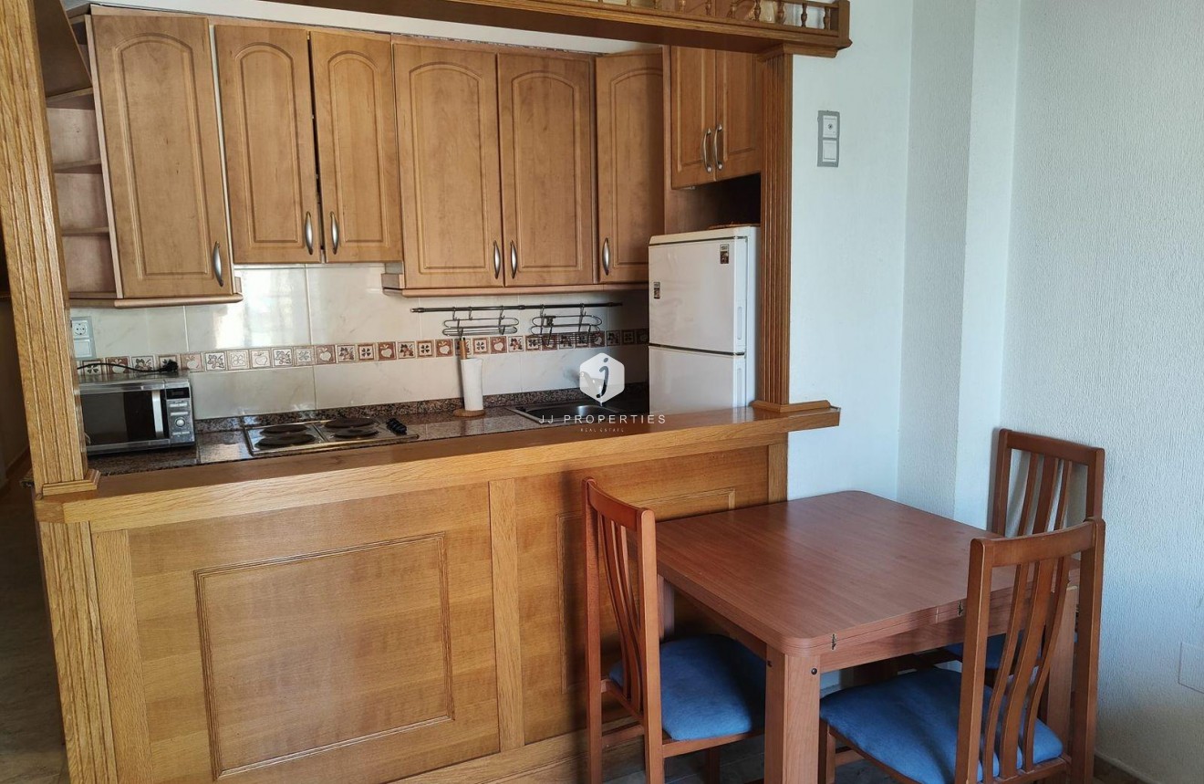 Segunda mano - Apartamento / piso -
Torrevieja - La Mata