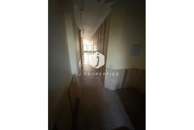 Segunda mano - Apartamento / piso -
Torrevieja - La Mata